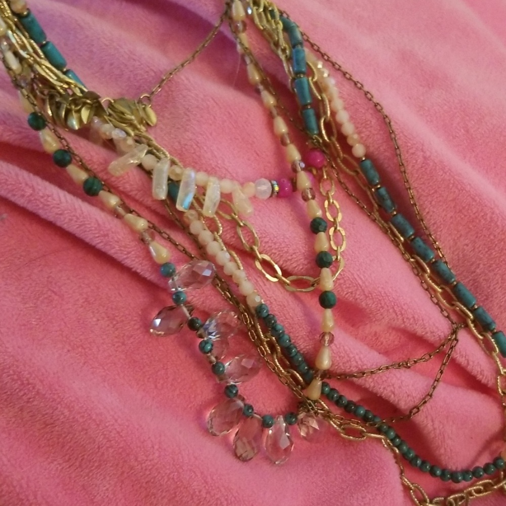 Beautiful necklace - Picture 2 of 4